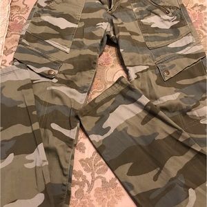 Camo pants